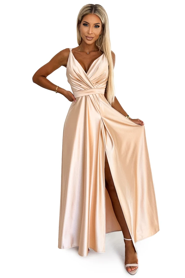 498-5 Długa satynowa suknia z dekoltem i podwójnymi ramiączkami - ZŁOTA