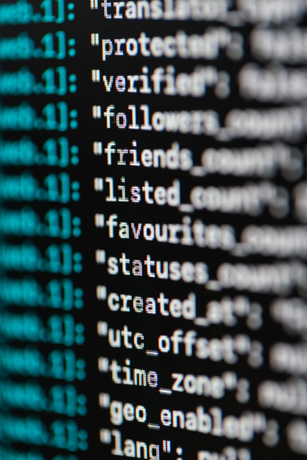 Pliki XML i CSV w dropshippingu – jak działają i do czego służą?